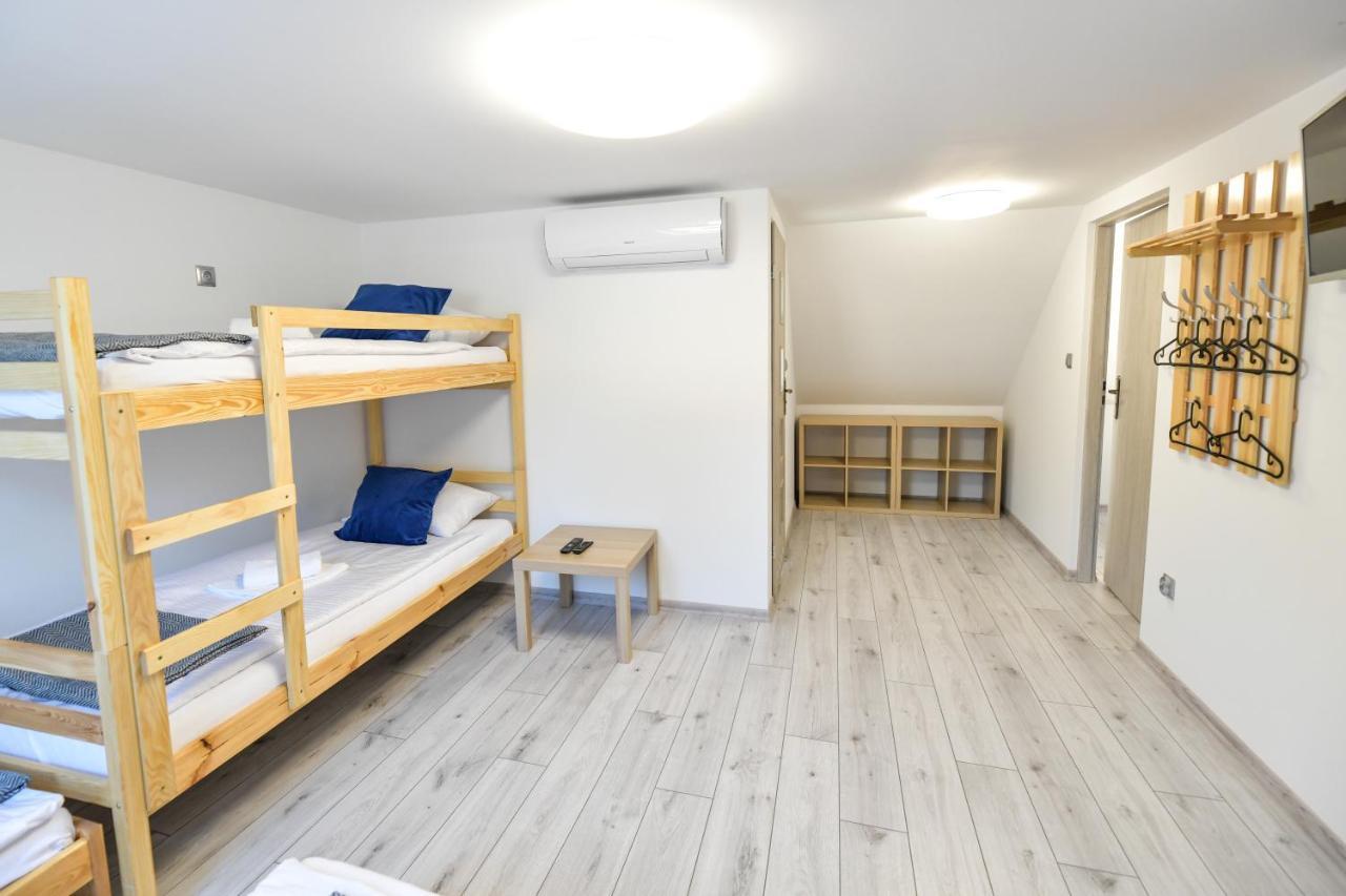Ferienwohnung Toffee House Zator Exterior foto
